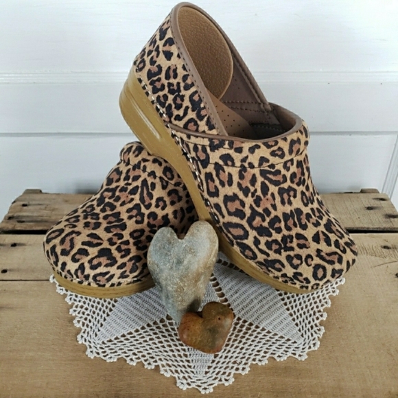 🐆Reserved for Teresa🐆Meow Dansko Pro Clog Leopard Cheetah Animal Print Boho 38 - Picture 11 of 11